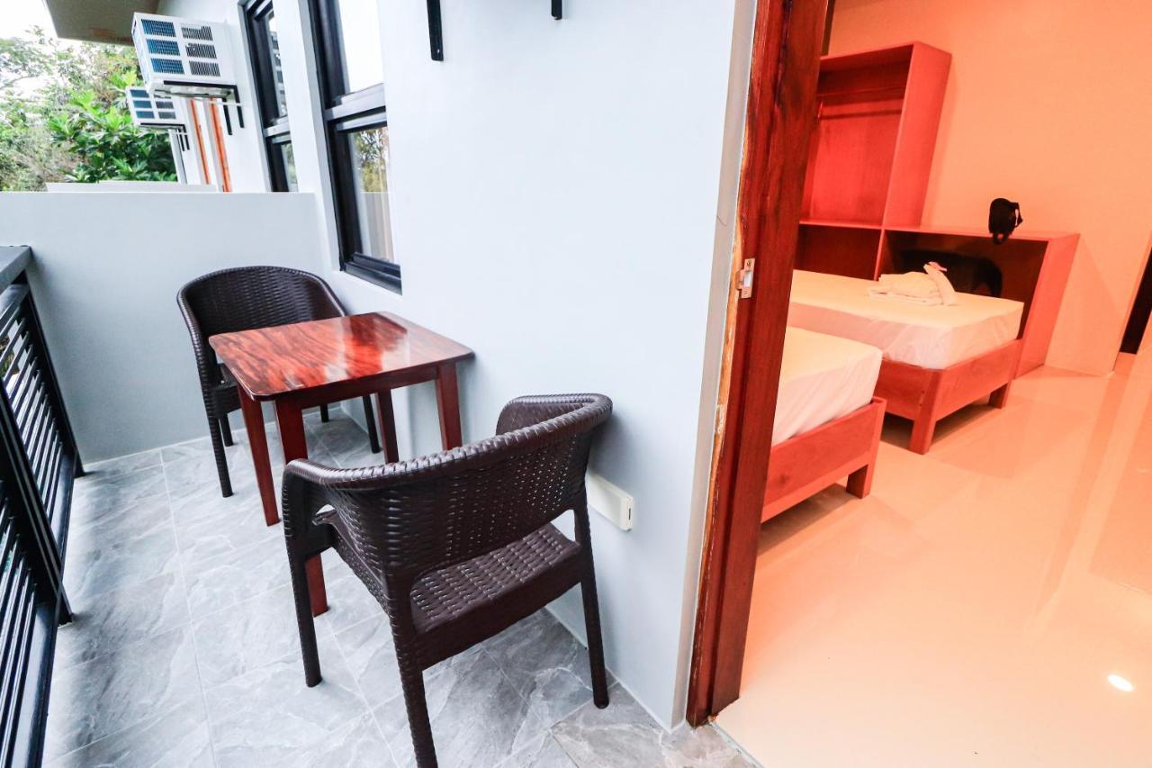 Josefina'S Tourist Inn 부수안가 외부 사진