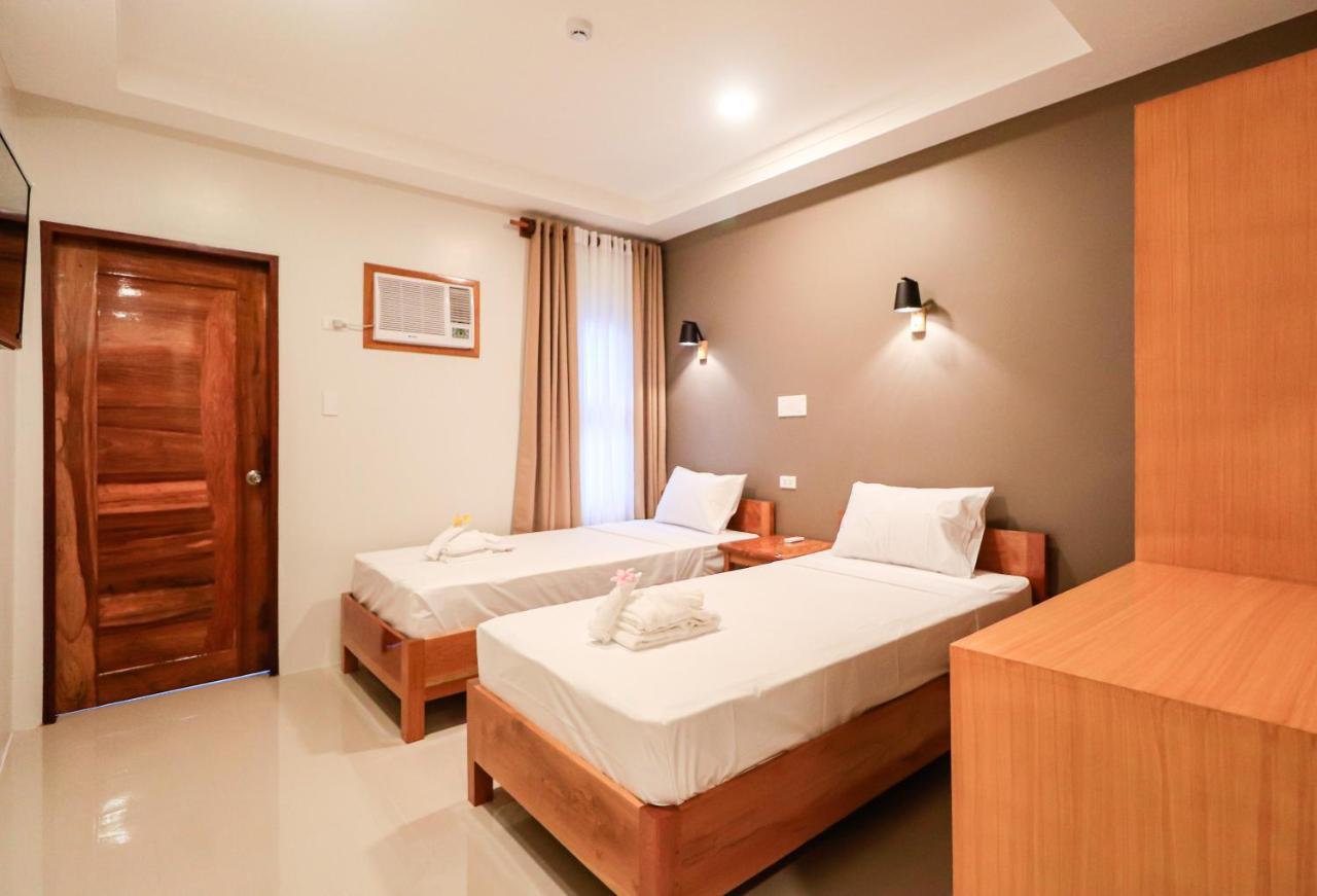 Josefina'S Tourist Inn 부수안가 외부 사진