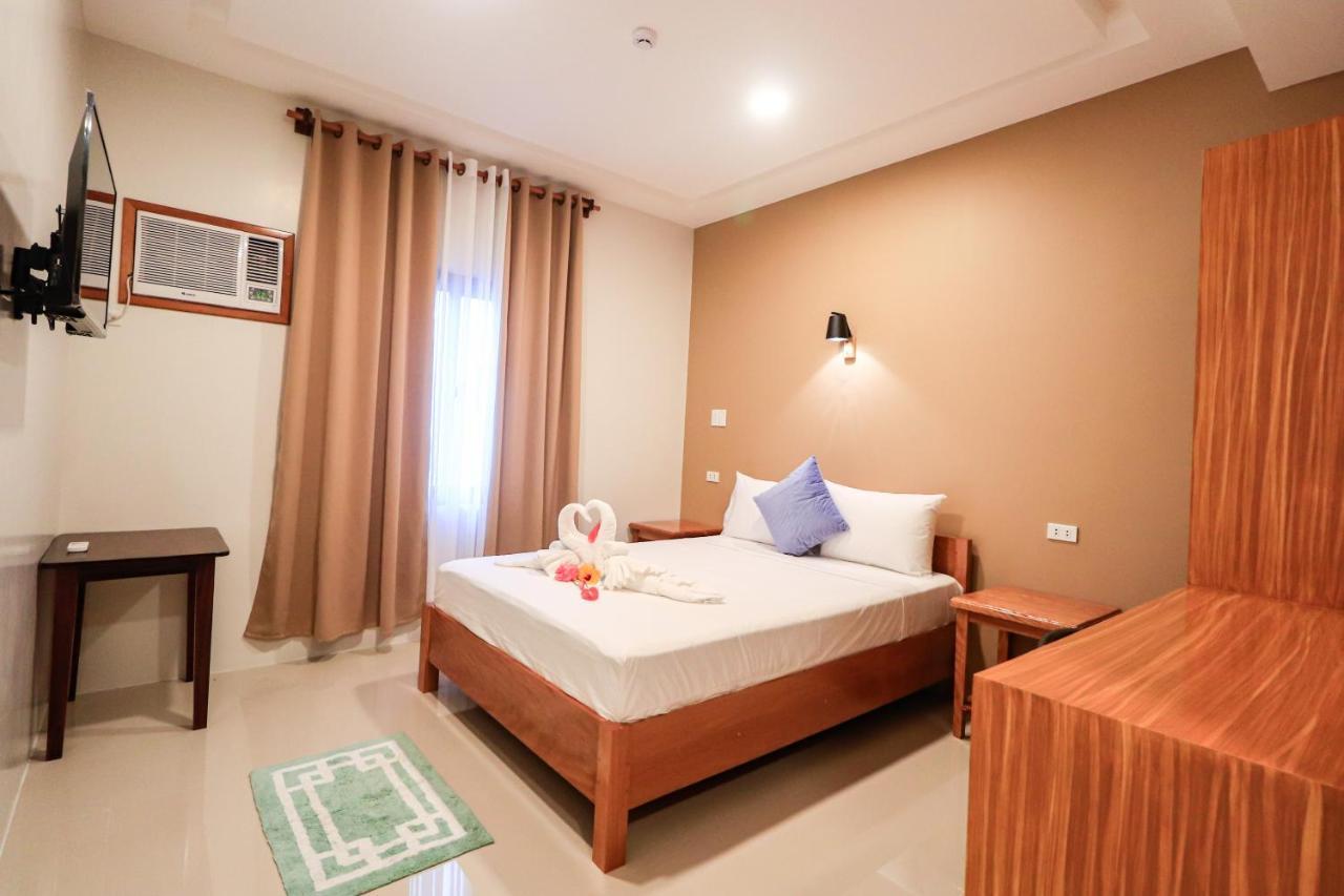 Josefina'S Tourist Inn 부수안가 외부 사진