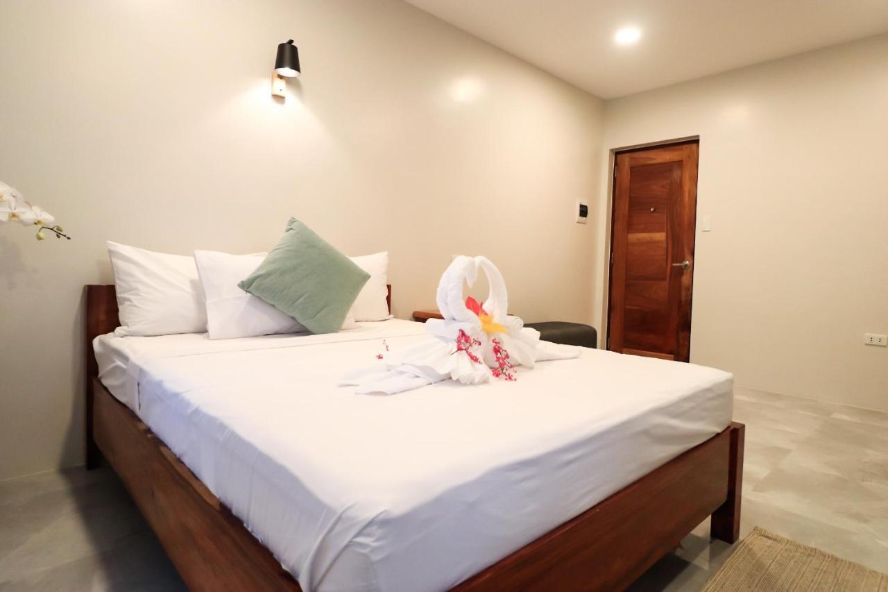 Josefina'S Tourist Inn 부수안가 외부 사진