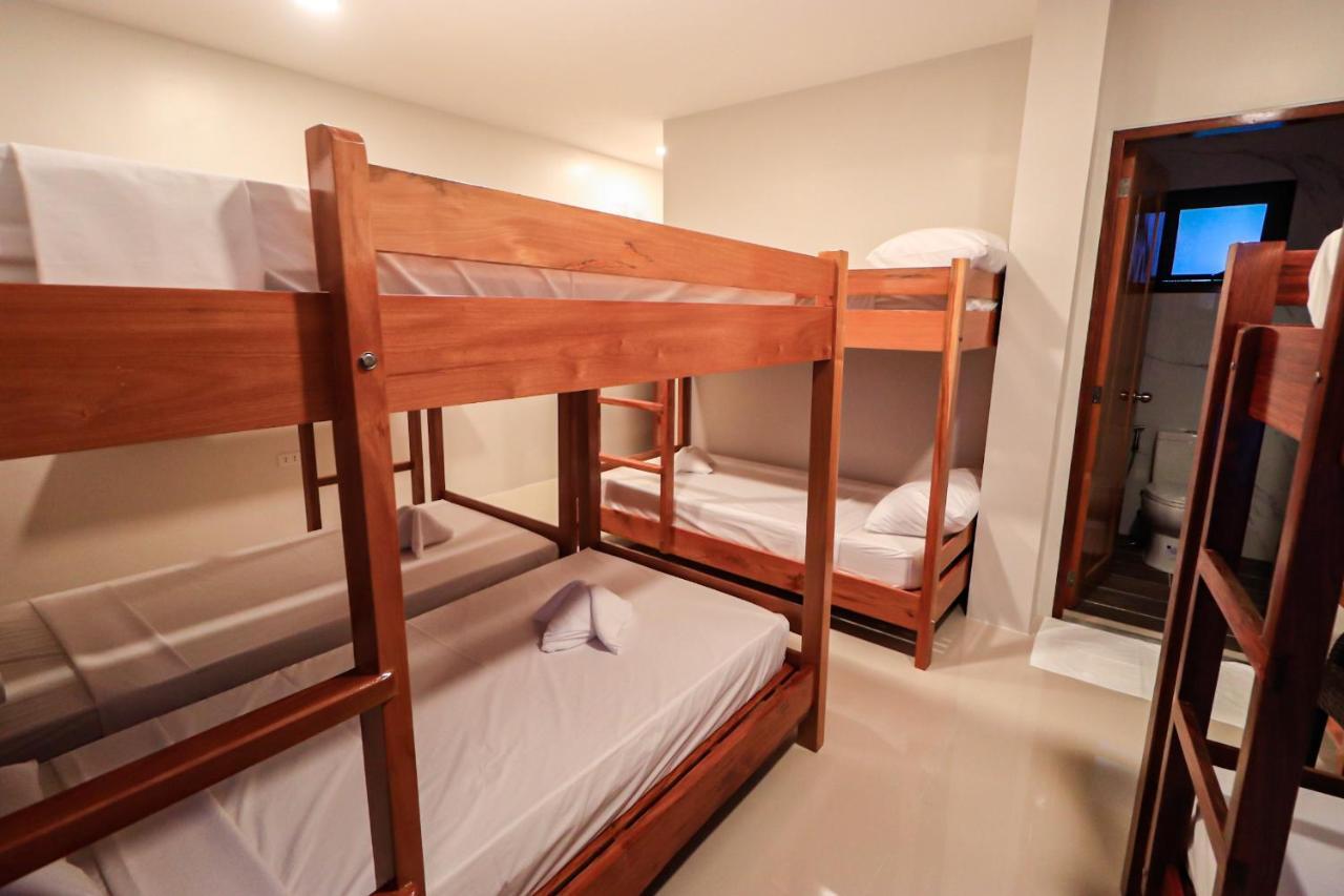 Josefina'S Tourist Inn 부수안가 외부 사진